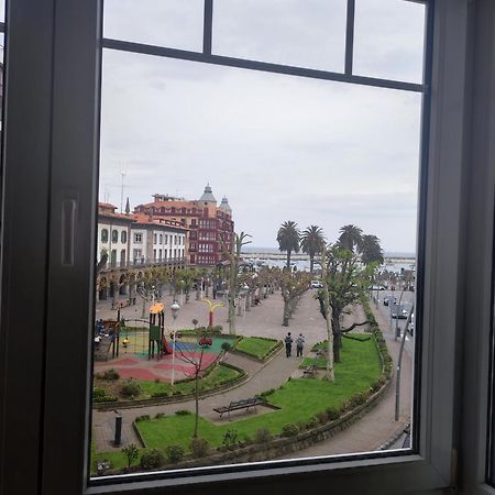 Precioso Piso Con Garaje En El Centro De Castro Urdiales Apartment Exterior photo